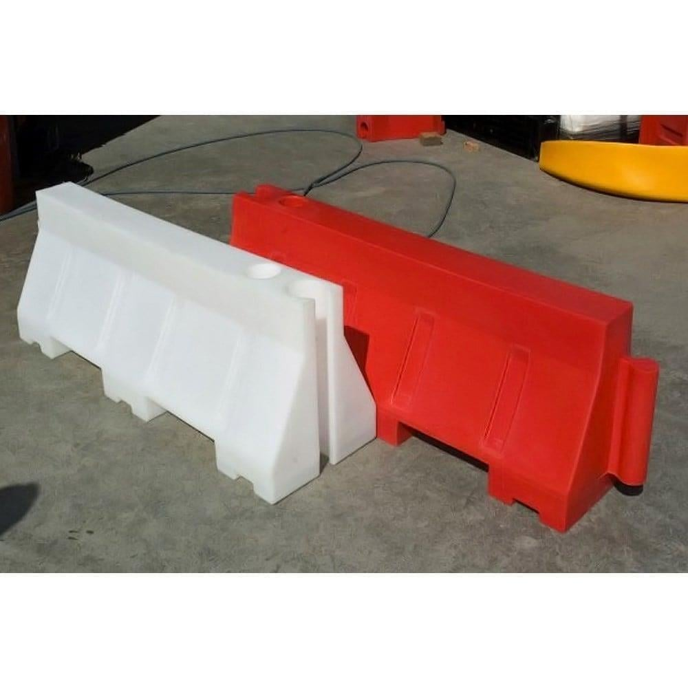 Kırmızı Plastik Yol Bariyeri 150 × 50 × 50 cm yol bariyeri kirmizi 150 x 50 x 50 cm 190 litre su ve kum doldurulabilir plastik trafik bariyeri